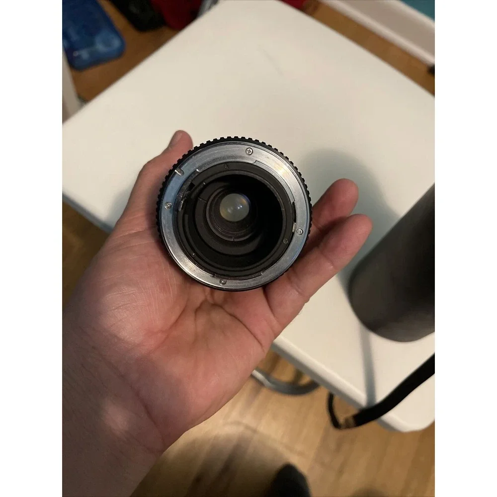 Albinar-ADG 1:5.6 75-300mm No.K8477395 Camera With Case (12)